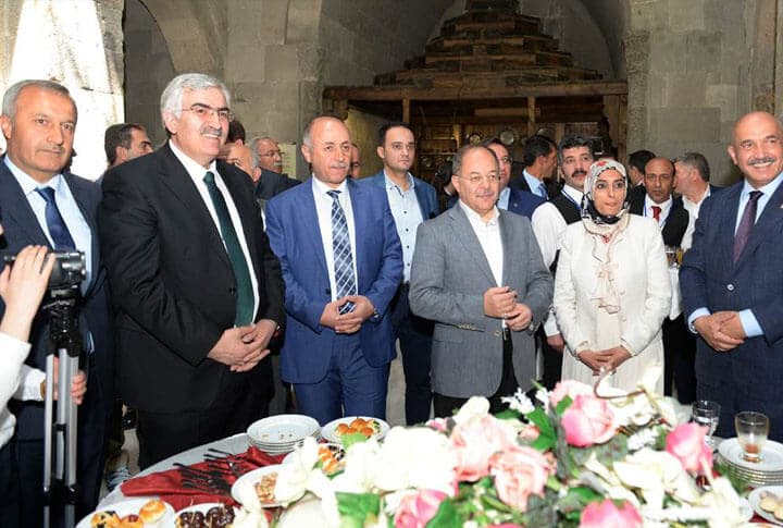Erzurum'da Bayramlaşma Törenine Kimler Katıldı?