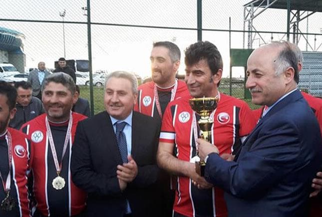 Futbolda Valilik Kupası Sahiplerini Buldu! İşte Şampiyon Kurumlar