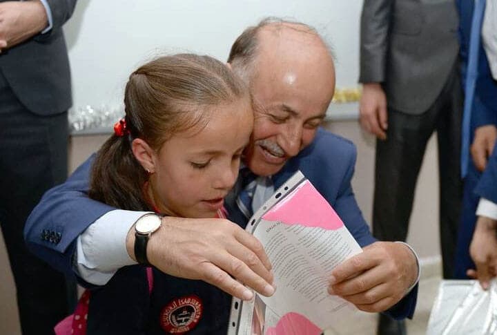 Karne Töreninde Vali Açıkladı, İkili Eğitimden Tekli Eğitime Geçiliyor!