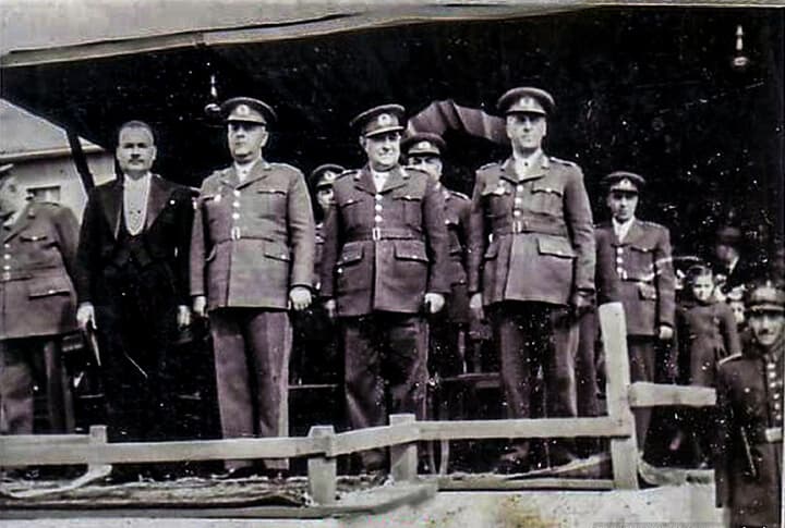 9 Kare Fotoğraf ve Bir Zamanlar Erzurum'da Cumhuriyet Bayramı!