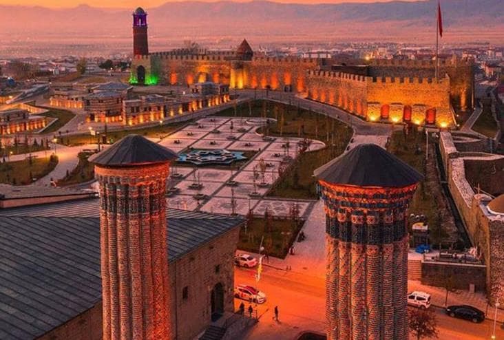 2020’de Erzurum’dan En Çok Beğeni ve Yorum Alan Kareler ile O Proje!