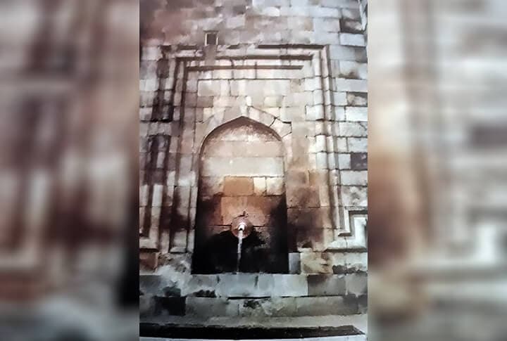 Erzurum'da Bu Çeşme 2 Binli Yıllara Kadar Vardı Şimdilerde Neden Yok Bilen Var Mı?