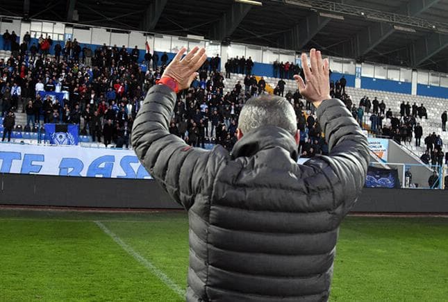 Ligin Bitimine Doğru Riskli Hamle, Erkan Sözeri İle Yollar Ayrıldı!