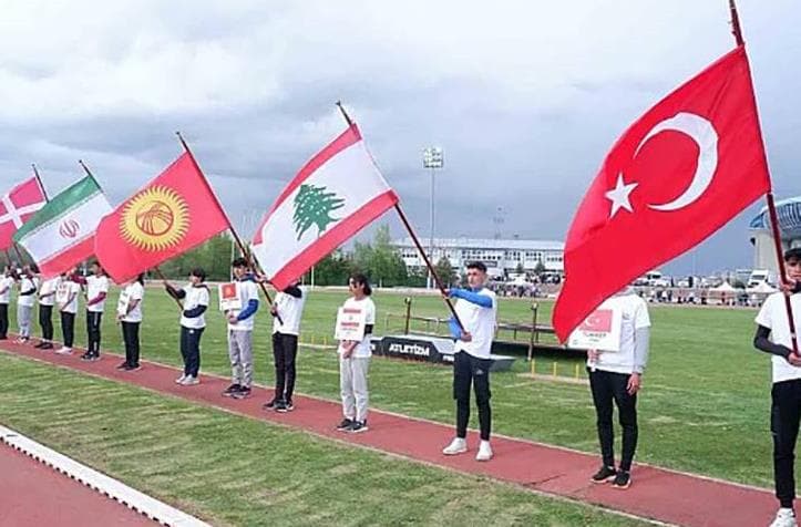 Uluslararası Sprint ve Bayrak Kupası, Erzurum Kazım Karabekir Atletizm Pisti'nde başladı.