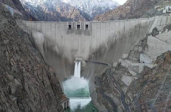 Yusufeli Barajı ve Hidroelektrik Santralinde su yüksekliği 76,83 metre oldu