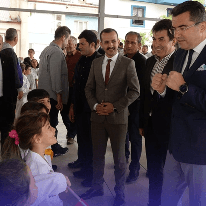 İspir'de Uluslararası 5-6. Plastik Sanatlar Çalıştayı Resim ve Heykel Sergisi Büyük İlgi Gördü