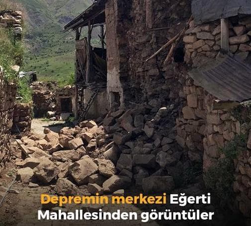 Deprem Aziziye'de hasar oluşturdu