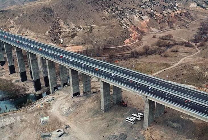Erzurum ve Kars’ı Birbirine Bağlayan Horasan-Karakurt-Sarıkamıs¸ Yolu Ulaşıma Açıldı