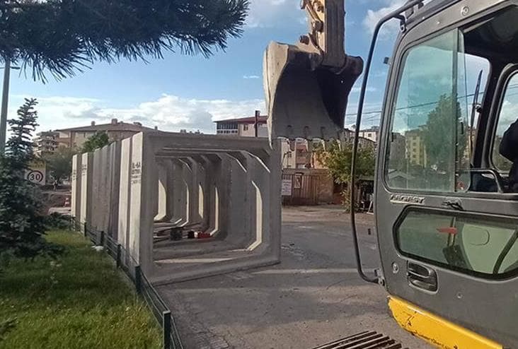 Adam Boyu Altyapı!