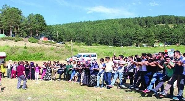Oltu Geleneksel Kırdağ Şenlikleri Başladı