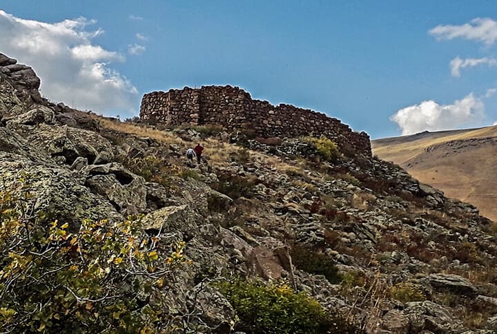 Keşfedilmemiş Tarihi Eser Akıllara, 'Erzurum Gizemli Şehir Mi?' Sorusunu Getirdi!