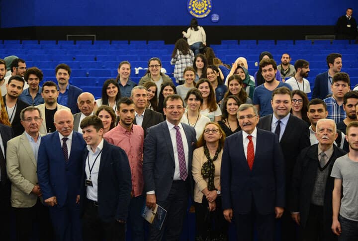 Sekmen'in Ekrem İmamoğlu'nun Okul Arkadaşı Olduğu Haberi Asılsız Çıktı!