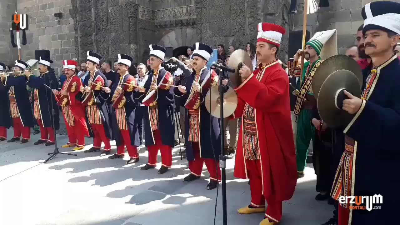Erzurum Kongresinin 100. Yılı Etkinliğinde Mehteran Gösterisi
