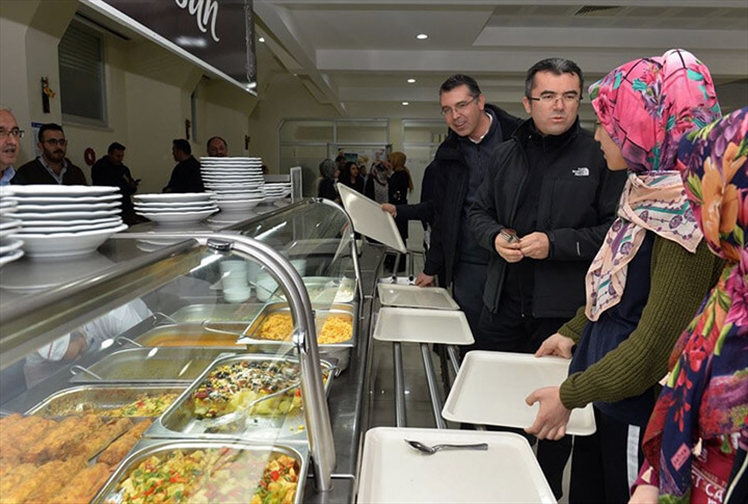 Erzurum Valisi Okay Memiş Yurt Ziyareti