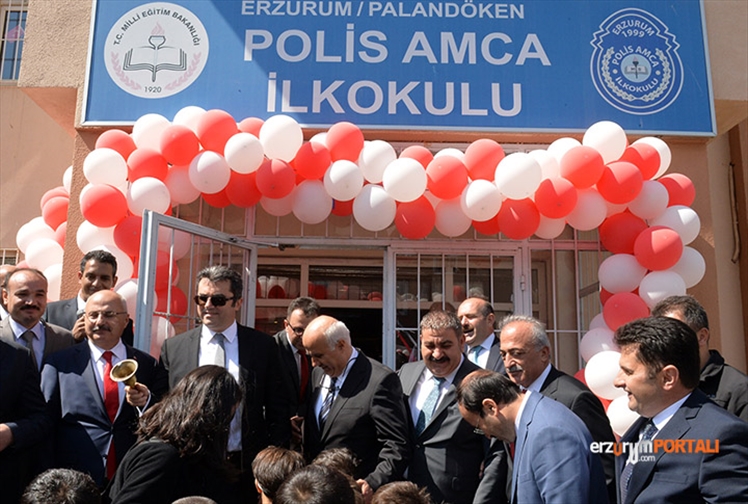 Öğretmenler Bütün Çocuklara Eşit Mesafede Olmak Zorundasınız!