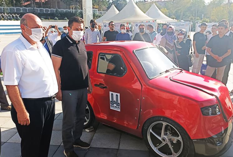 Erzurum İl Milli Eğitim Müdürü Kaygusuz ve Elektrikli Araç Dadaş