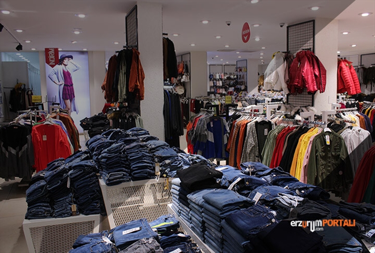 Zincir Mağazası Yeni Konsepti 'Yok Artık' Dedirtiyor!