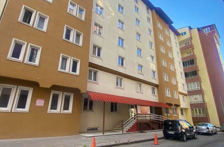 Polat Erkek Yurdu