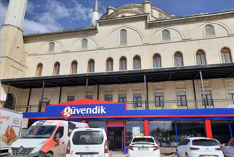Güvendik Hipermarket