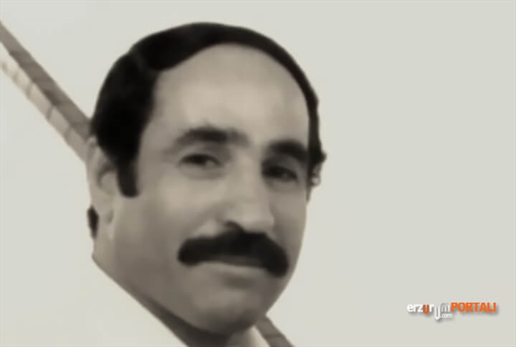 Aşık Yaşar Reyhanî