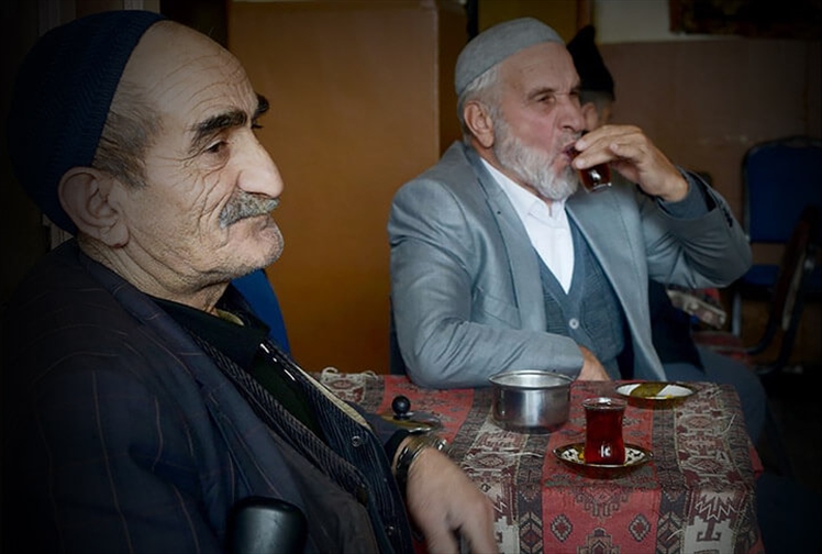 Çayname 'Erzurum'da Bir Mübarek Nesne'