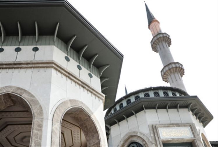 Taksim Camisinin Özellikleri ve Namaz Kapasitesi