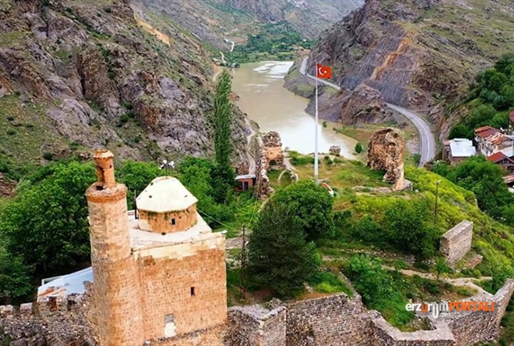İspir'e Nasıl Gidilir?