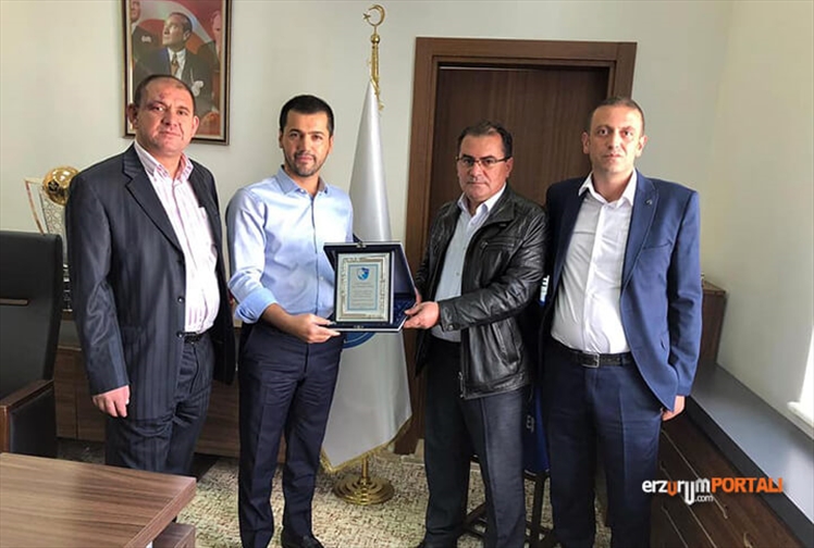 İyi Günde Kötü Günde Sevdamız Erzurumspor Grubundan Başkana Ziyaret
