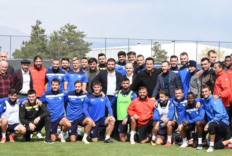 Acun’dan Erzurumspor’a Sürpriz Ziyaret