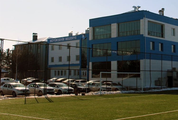 14 Günlük Karantinaya Alınan Erzurumspor'a Kulüplerden Ardı Ardına Mesajlar