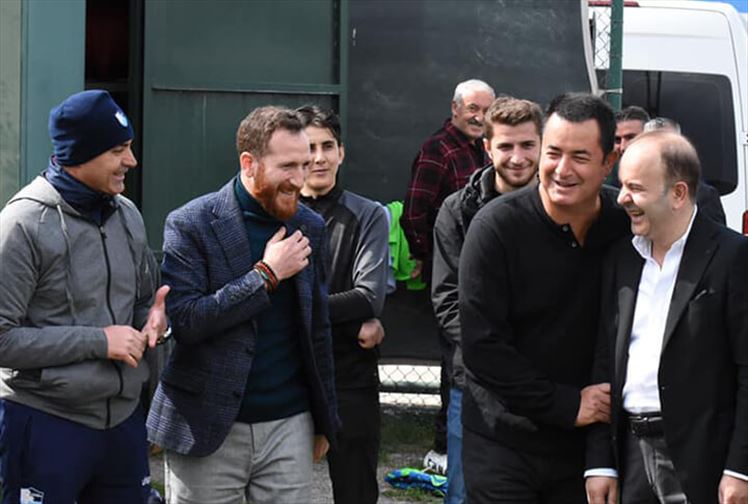 Acun’dan Erzurumspor’a Sürpriz Ziyaret