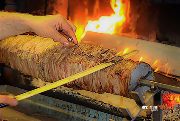 Cağ Kebabı