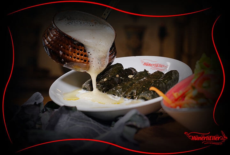 Hünerli Eller Lokantası Pazı Lor Dolması
