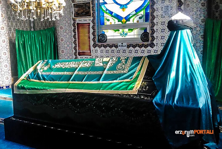 İki Şeker ve Erzurum'un Manevi Sultanlarından Hacı Ahmet Baba!