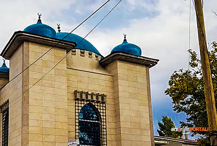 Sanamerli Hacı Ahmet Baba Türbesi