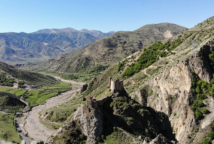 Oltu İğdeli Kalesi