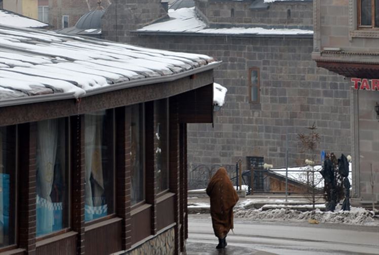 Erzurum Sokakları Şair Nefi Tebrizkapı