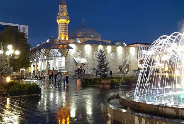 Lala Paşa Cami