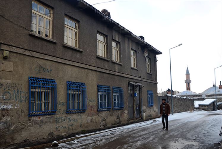 Erzurum Sokakları Yeğeneğa