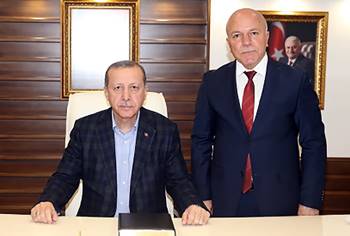 Ak Parti'den İkinci Kez Erzurum Büyükşehir Belediyesi Başkan Adayı Olan Mehmet Sekmen Kimdir?