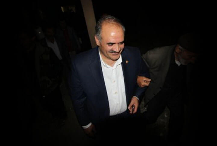 Milletvekilliği ve Belediye Başkanlığı Yapmış Erzurumlu Siyasetçi Muhyettin Aksak