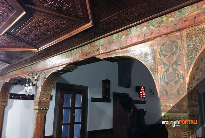 Erzurumun İşgalinden Kalma Kurşun İzlerinin Bulunduğu Bakırcı Cami