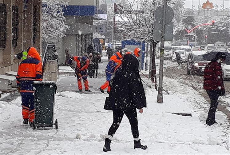 Erzurum'a Kar Yağdı