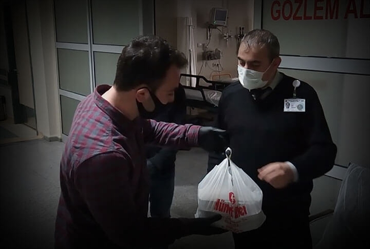 Sağlık Alanında Çalışanlara Erzurum'un Özel Lezzetleri İle Sürpriz!