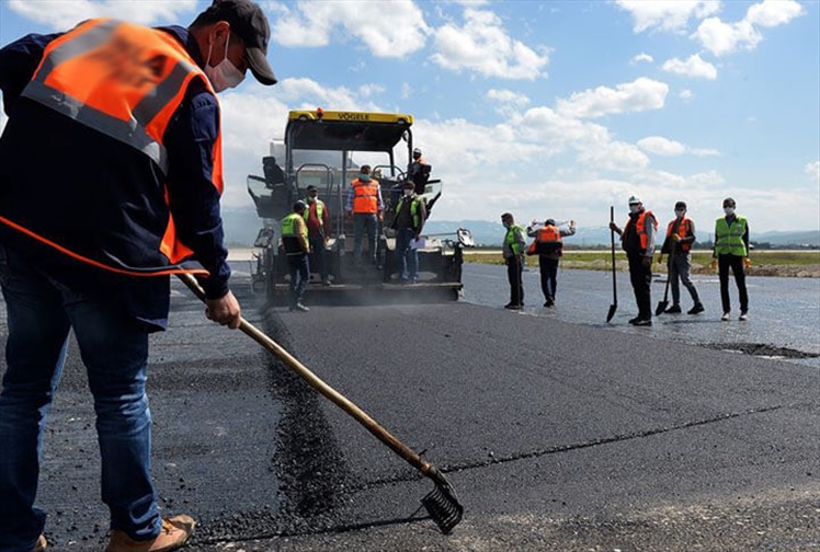 Vali Okay Memiş CAT-3A Sistemi Erzurum Havalimanı