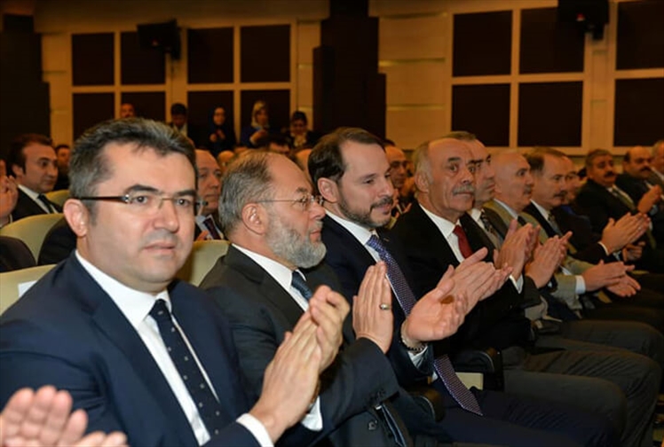 Bakan Albayrak'tan Erzurum'a 10 Fabrika Sözü!