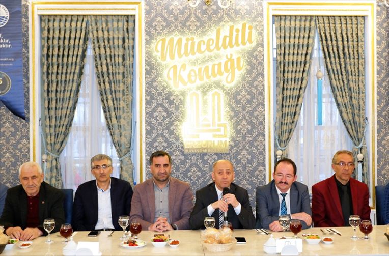 Erzurum’da Yeni Dünya Vakfı Üniversite Öğrencilerini Ağırladı