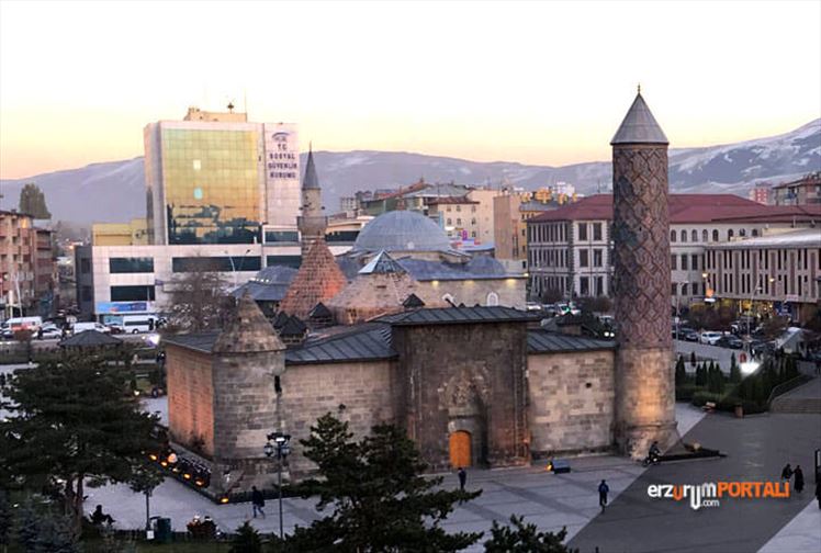 1 Nisan Neden Şaka Günü? Unutulmayan 1 Nisan Şakaları