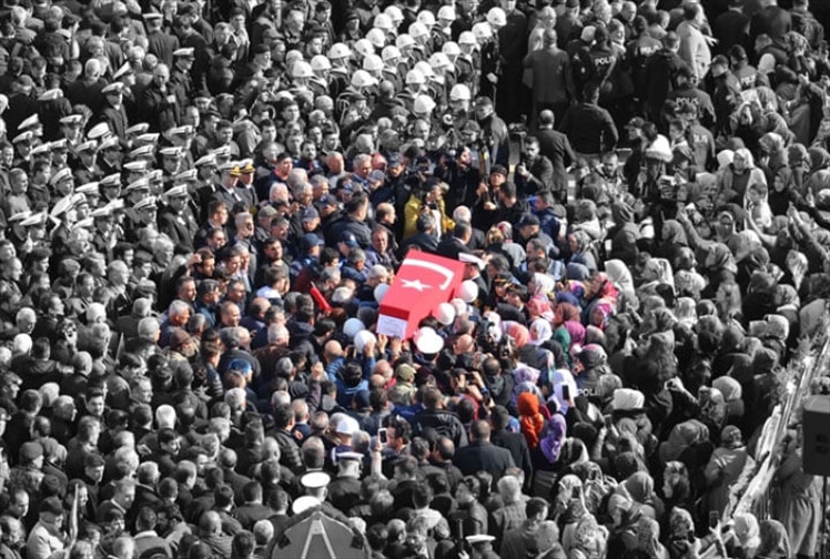 Yağmurdan Sakındığımız Mehmetçiklerimiz İçin Son Görev!