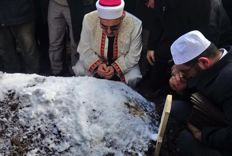 Kur'an Aşığı Mehmet Gürgür Hocaefendiye Son Görev!